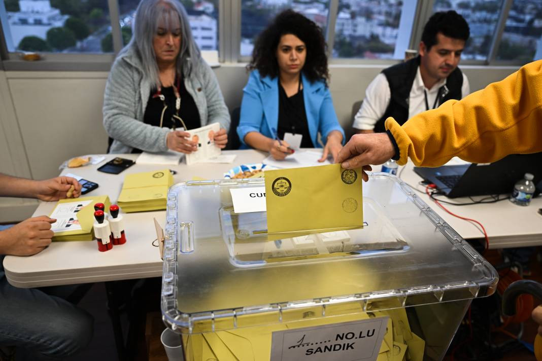 Yurt dışında 717 bin 612 seçmen sandık başına gitti - Resim: 2